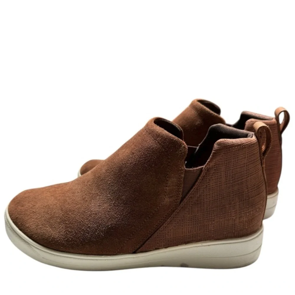 Ryka women’s Vera 2 tan brown leather wedge boot ankle sneaker 9.5